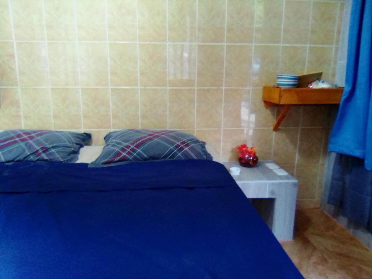 Chambre Independante Chez L'Habitant Parrita Ngoại thất bức ảnh