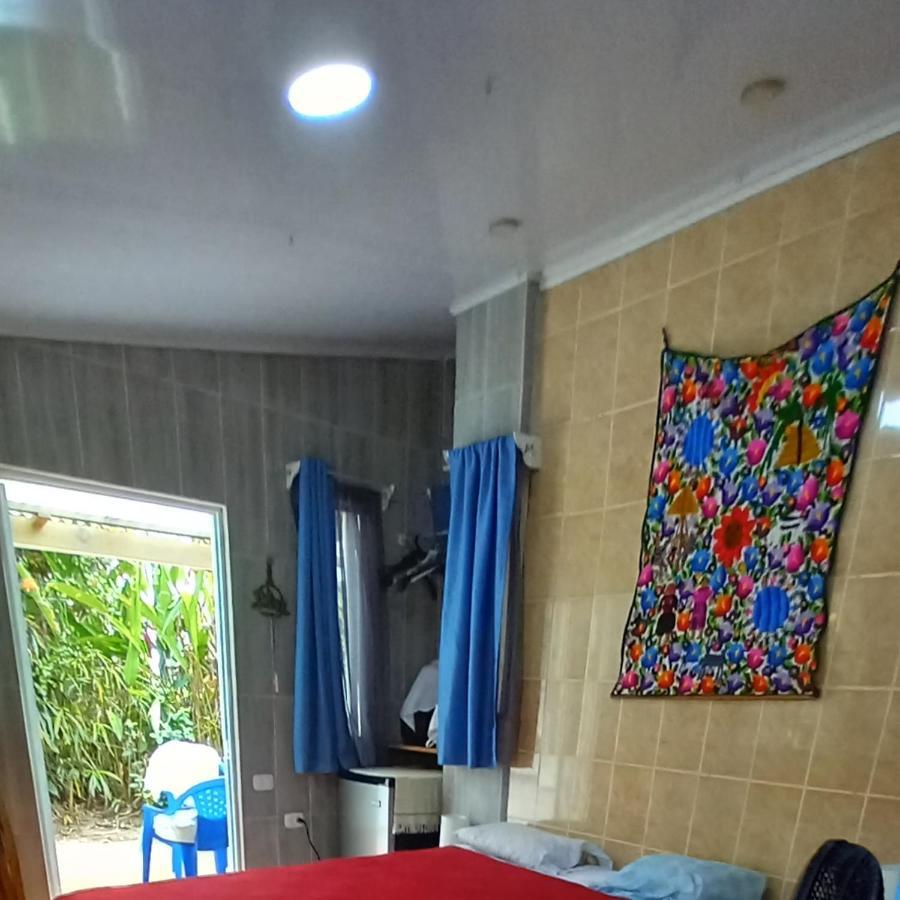 Chambre Independante Chez L'Habitant Parrita Ngoại thất bức ảnh